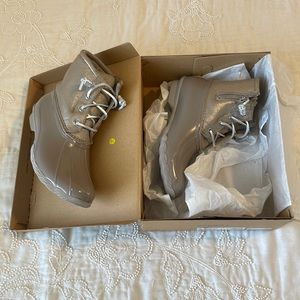 SPERRY rain boots